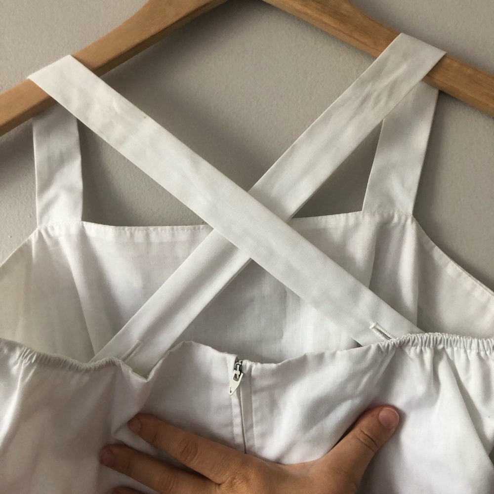 *SOLD* Vintage red white monstera print day dress - Picture 5 of 16